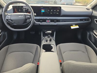 2026 Kia K4 — photo 12 view