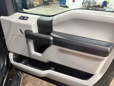 2015 Ford F-150 — photo 21 view