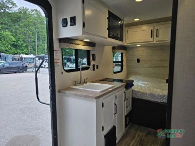 2027 Venture RV Campbound — photo 13 view