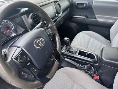 2020 Toyota Tacoma - Photo 11