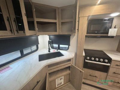 2027 Grand Design Imagine XLS — photo 43 view
