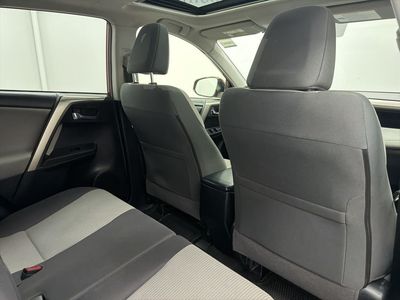 2015 Toyota RAV4 - Photo 23
