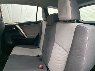 2015 Toyota RAV4 - Photo 18