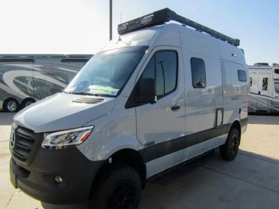 2026 Winnebago REVEL - Photo 21