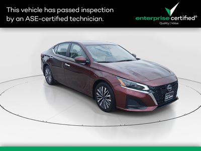 2024 Nissan Altima - Photo 1