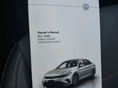 2025 Volkswagen Jetta - Photo 23