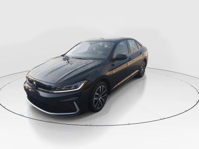 2025 Volkswagen Jetta - Photo 3