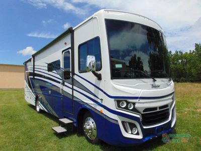 2025 Fleetwood RV Bounder — side profile view