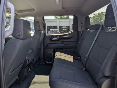 2023 Chevrolet Silverado 1500 — photo 12 view