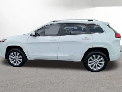 2016 Jeep Cherokee — detail view