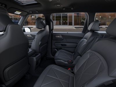 2027 Kia Telluride Hybrid - Photo 18