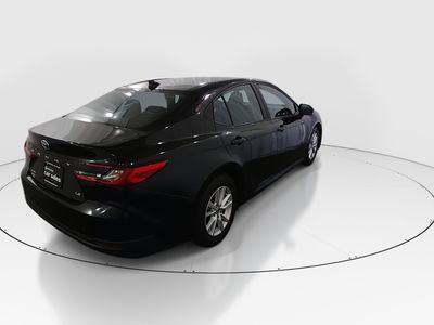 2025 Toyota Camry — photo 7 view
