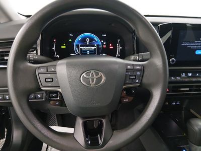 2025 Toyota Camry — photo 12 view