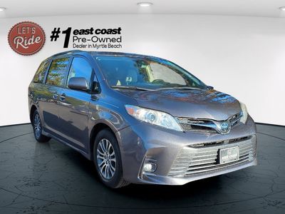 2019 Toyota Sienna - Photo 3