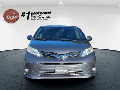 2019 Toyota Sienna - Photo 2