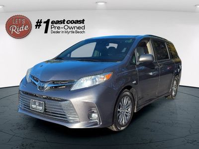 2019 Toyota Sienna - Photo 1