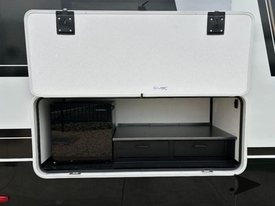 2026 Brinkley Model Z - Photo 11