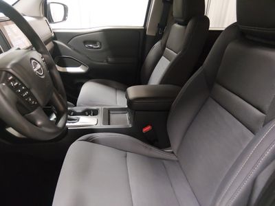 2023 Nissan Frontier - Photo 21