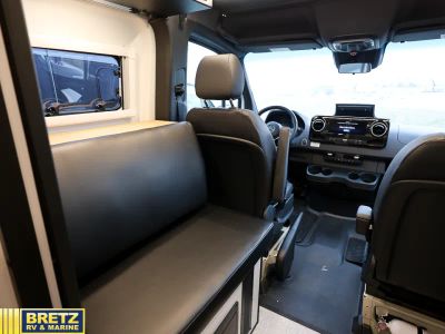 2026 Tiffin Motorhomes GH1 - Photo 11