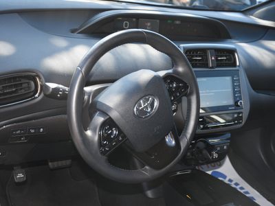 2021 Toyota Prius - Photo 8
