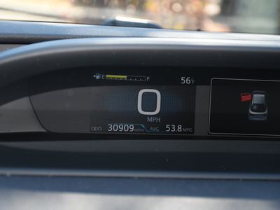 2021 Toyota Prius - Photo 13