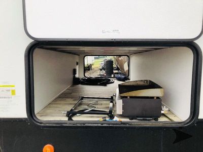 2024 Dutchmen RV Kodiak Ultra-Lite - Photo 11