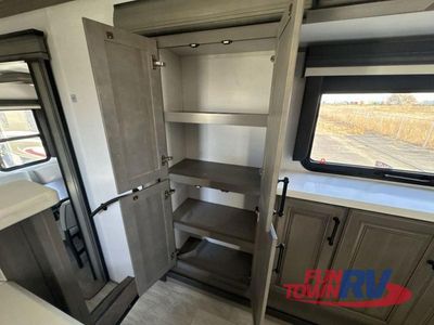 2024 Keystone RV Montana - Photo 19
