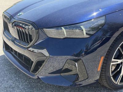 2026 BMW 5 Series — photo 9 view