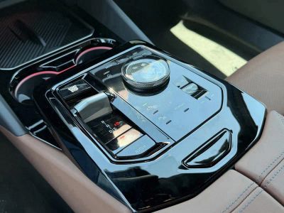 2026 BMW 5 Series — photo 32 view