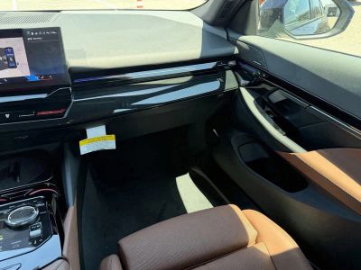 2026 BMW 5 Series — photo 16 view