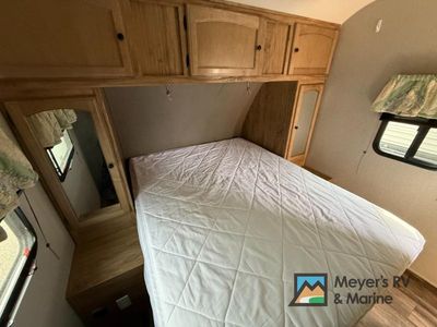 2018 Coachmen RV Freedom Express - Photo 15
