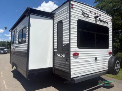 2022 Jayco Jay Flight — rear three-quarter view
