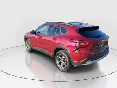 2025 Chevrolet Trax - Photo 5