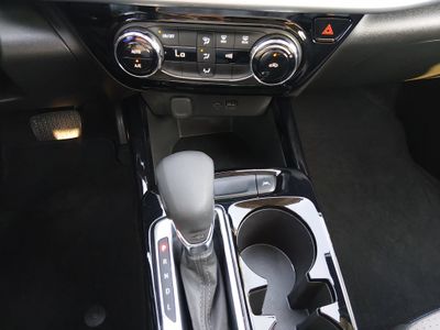 2025 Chevrolet Trax - Photo 13