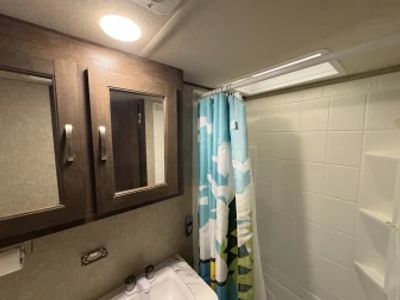 2018 Forest River Vibe Extreme Lite - Photo 17