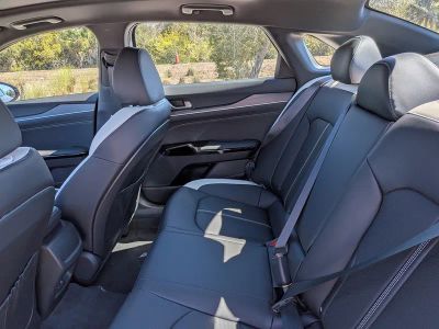 2026 Kia K5 — photo 13 view