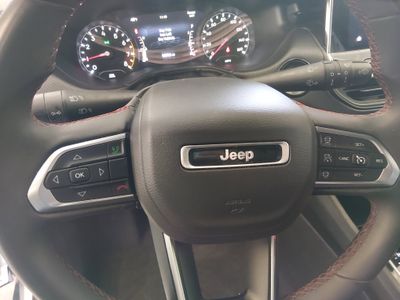 2024 Jeep Compass - Photo 12