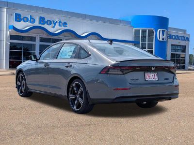 2026 Honda Accord Hybrid - Photo 3