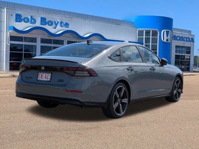 2026 Honda Accord Hybrid - Photo 5