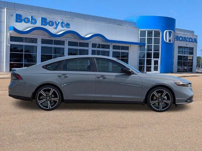 2026 Honda Accord Hybrid - Photo 6
