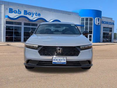 2026 Honda Accord Hybrid - Photo 8