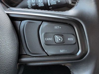 2022 Jeep Wrangler — photo 26 view