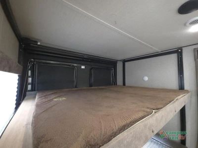 2020 Grand Design Momentum G-Class — photo 45 view