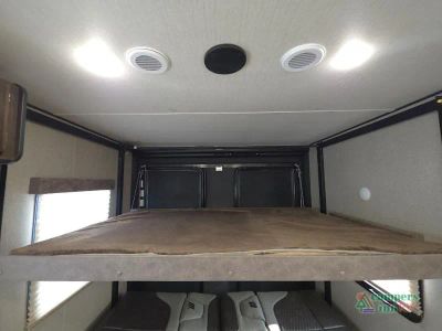 2020 Grand Design Momentum G-Class — photo 46 view