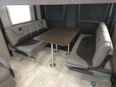 2020 Grand Design Momentum G-Class — photo 49 view