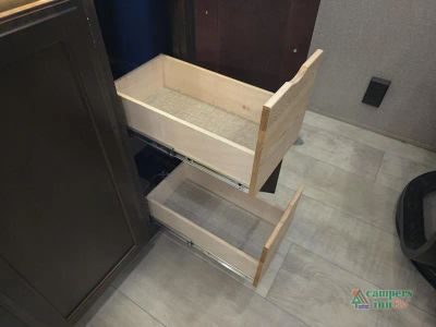 2020 Grand Design Momentum G-Class — photo 32 view