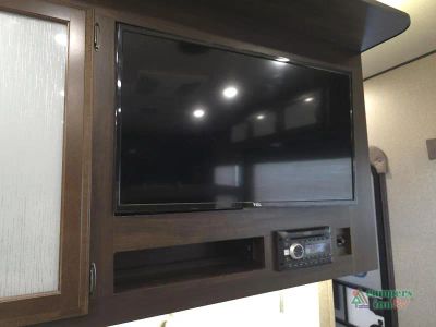 2020 Grand Design Momentum G-Class — photo 35 view