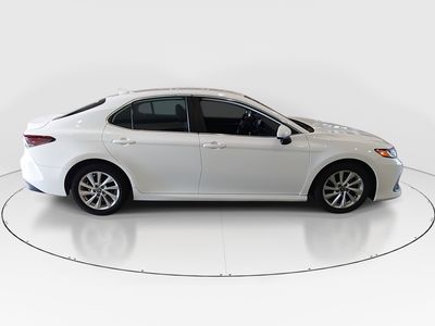 2022 Toyota Camry - Photo 8