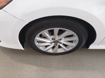 2022 Toyota Camry - Photo 10
