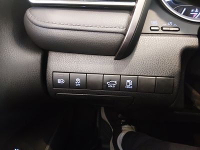 2022 Toyota Camry - Photo 13